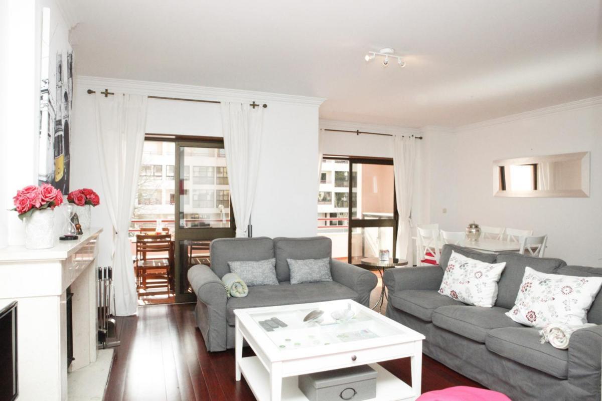 Cascais Guia'S Gorgeous & Spacious Apartment מראה חיצוני תמונה
